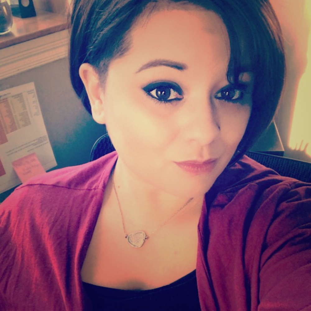 Meet your Posher, Candace